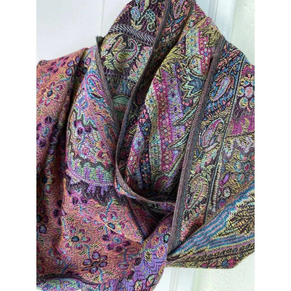 Women's Pashmina Silk Blend Colorful Paisley Infinity Scarf